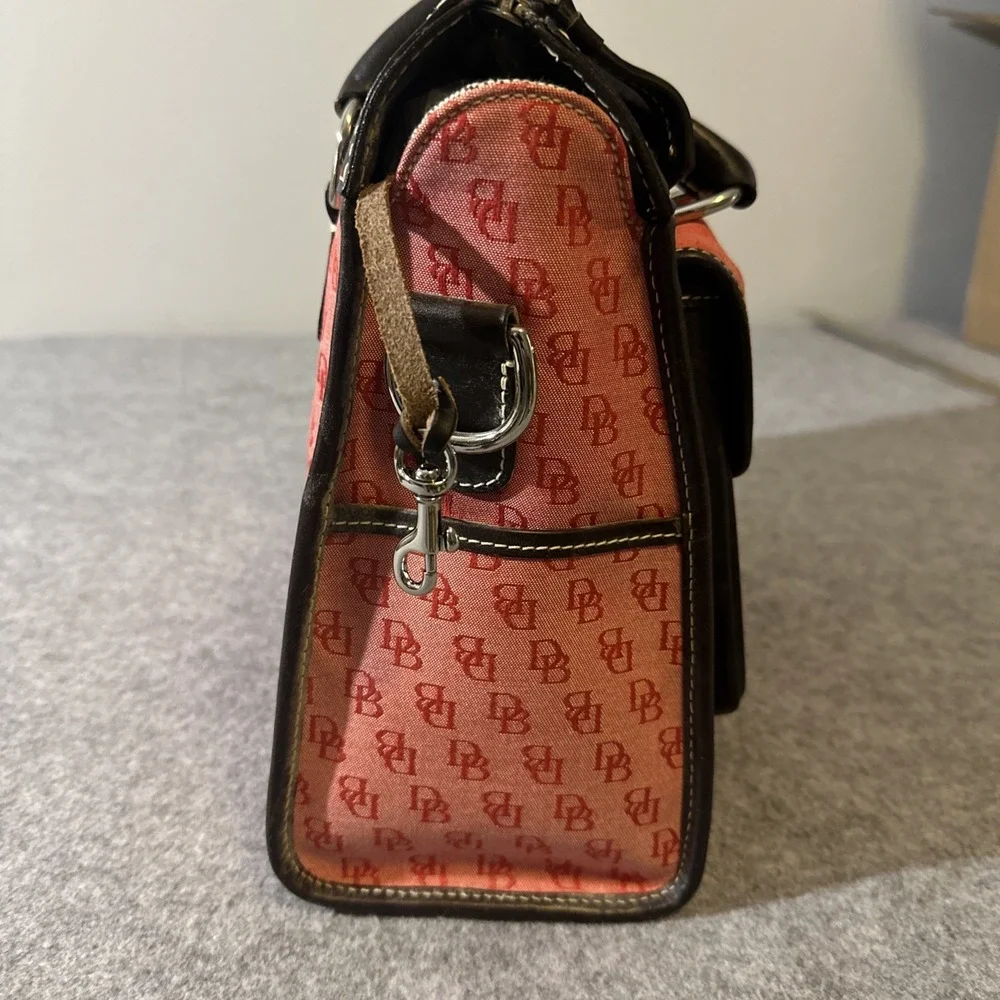 Vtg Dooney & Bourke Red Signature Anniver Double Pocket Leather Trim Coin Sachel